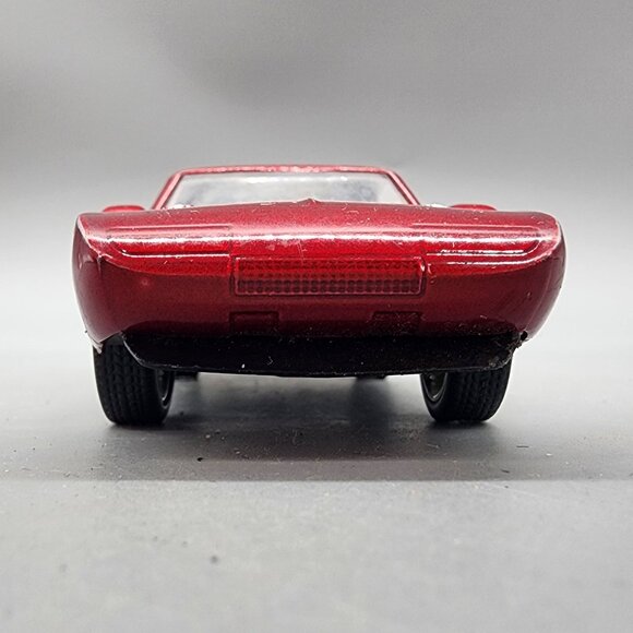 Jada 1969 Dodge Charger Daytona Red 1:24 Diecast Model Car Fast & Furious - Picture 9 of 10